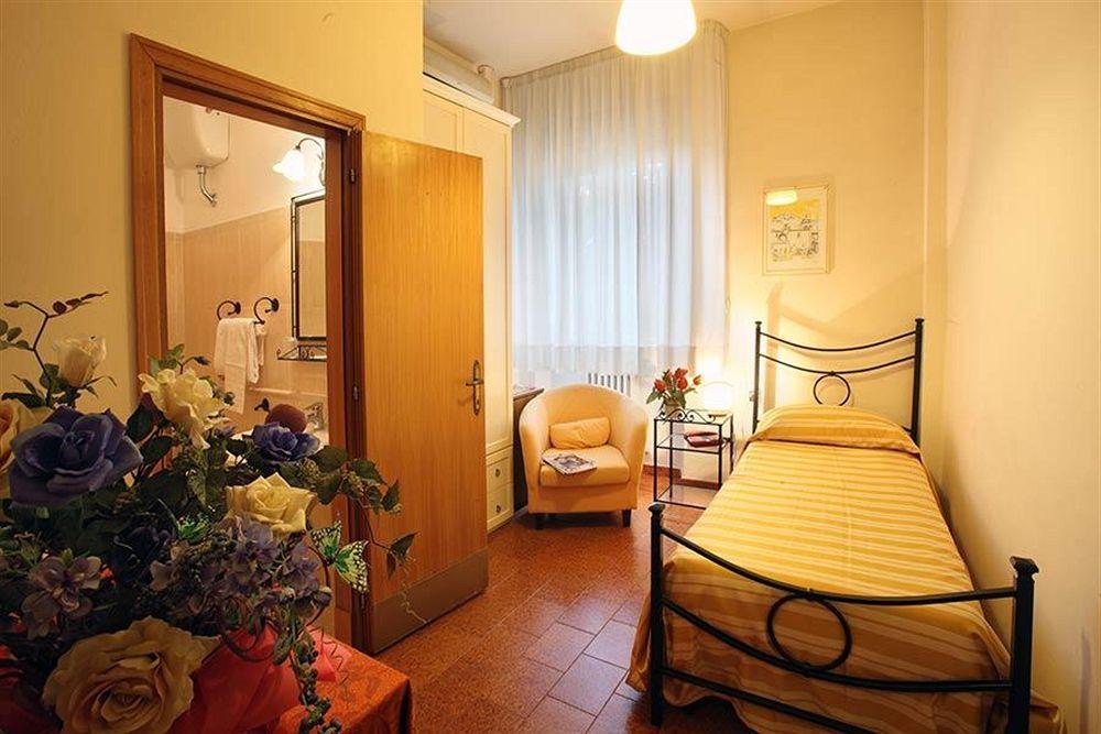 Hotel Prime Pistoia Exterior photo